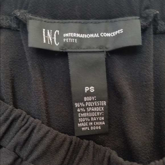 Off the Shoulder Shirt - Picture 2 of 2